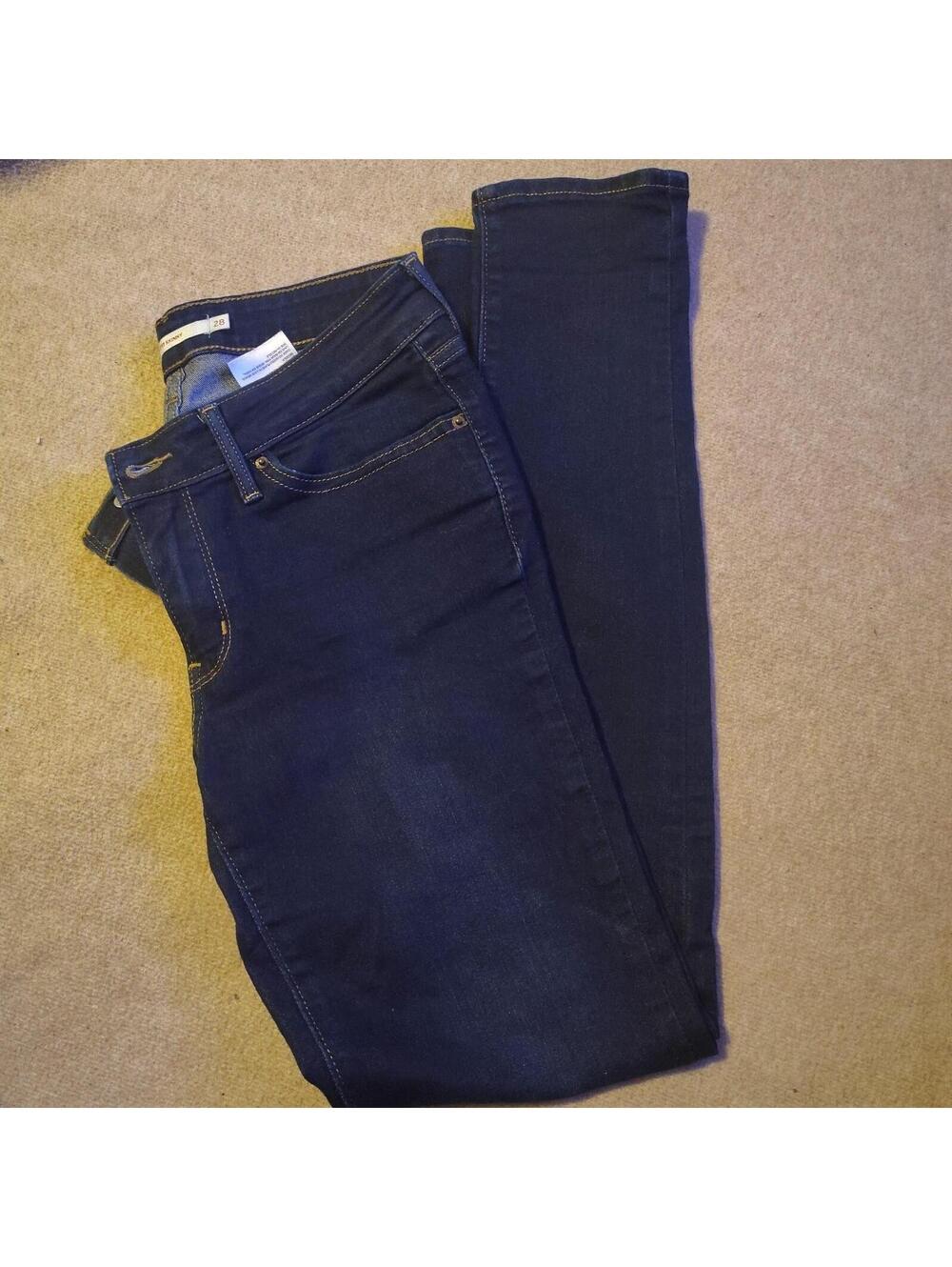 Levi's 711 Skinny Jeans Stretch Dark Wash Women's Size 28